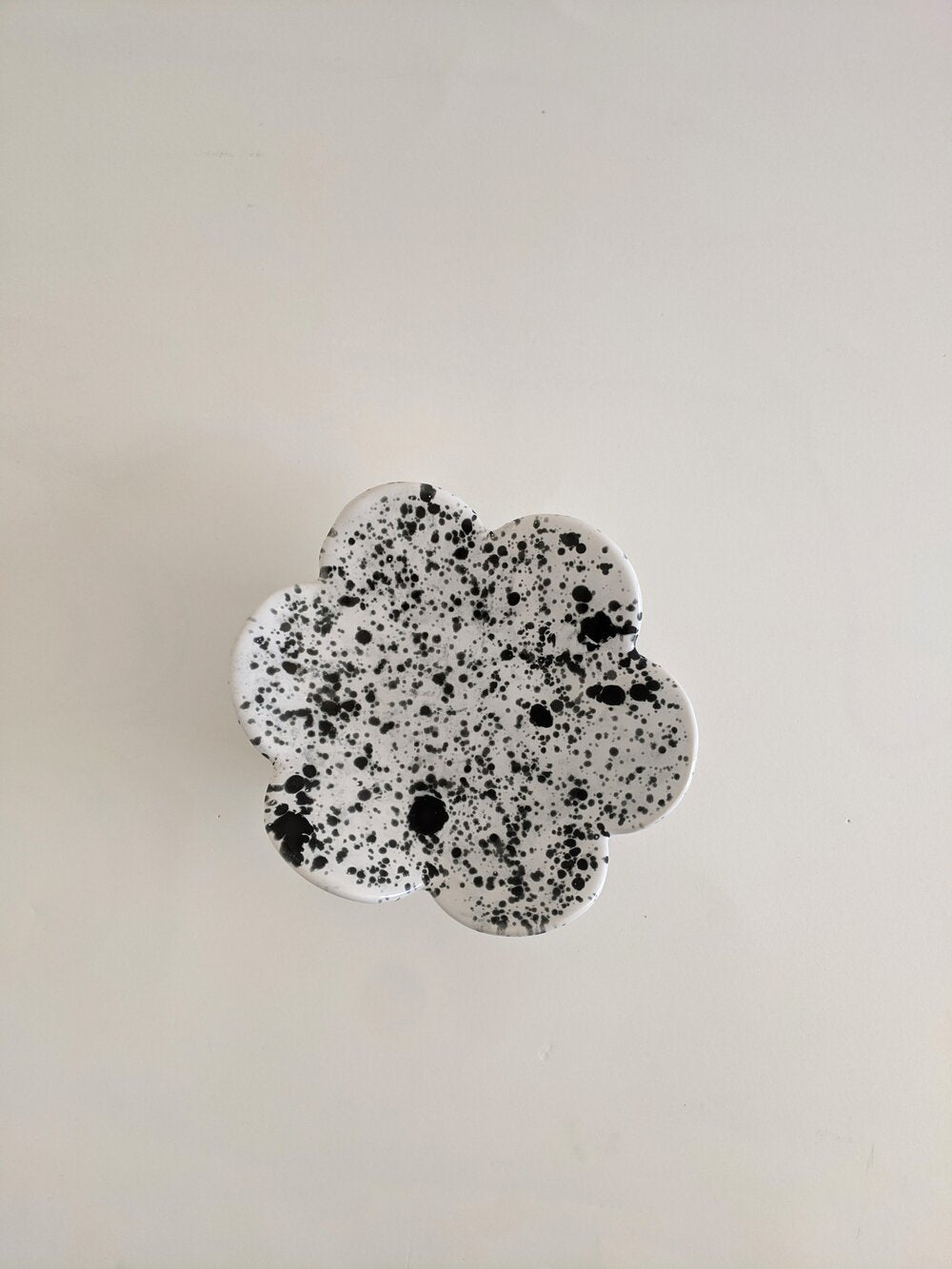 Flower Pedestal -Dalmation