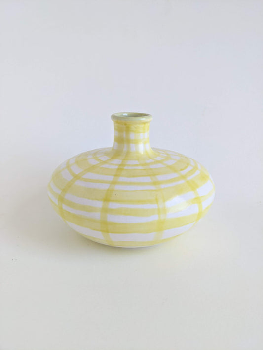 Yellow-Ceramic-Vase-for-flowers